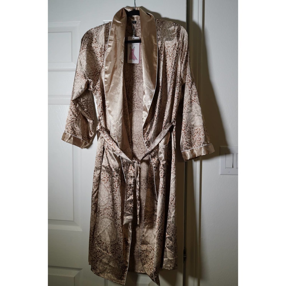 Woman's XXL Satin Paisley Print Robe with Belt